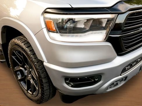 Used 2020 RAM 1500 Laramie AWD/4WD image 15