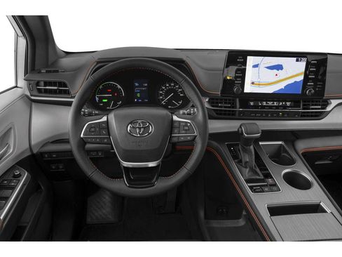 Used 2024 Toyota Sienna XSE AWD/4WD image 4