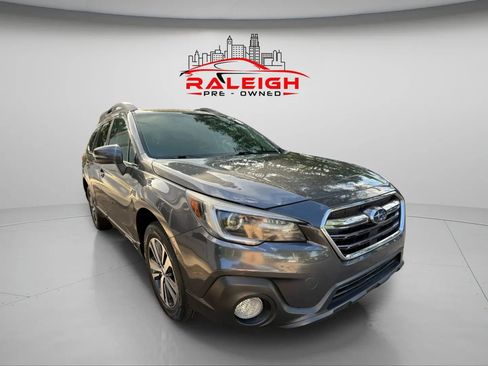 Used 2018 Subaru Outback 2.5i Limited image 9