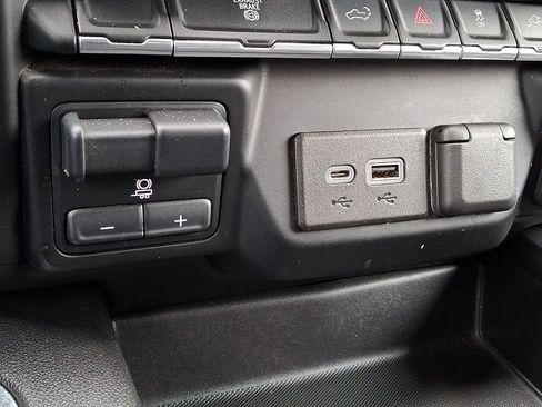 Used 2021 GMC Sierra 2500 AT4 w/ Gooseneck/5TH Wheel Package image 25