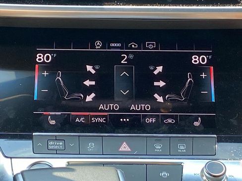 Used 2023 Audi A6 Premium Plus w/ Premium Plus Package image 7