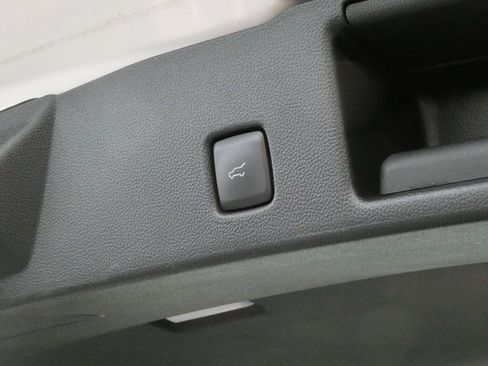 Used 2023 Ford Escape ST-Line image 22