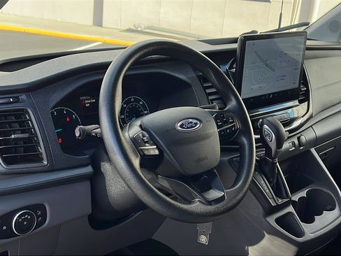 Used 2023 Ford Transit 350 XLT image 28