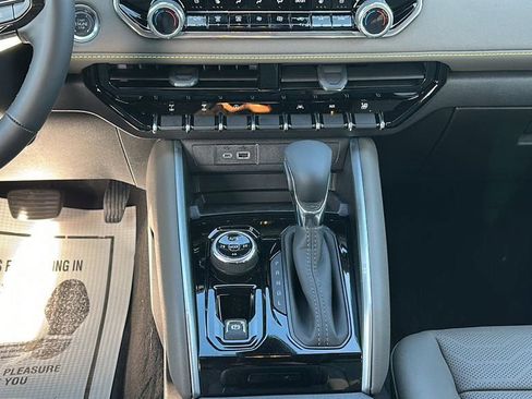 New 2026 Chevrolet Colorado ZR2 w/ Technology Package image 20