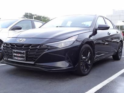 Used 2023 Hyundai Elantra SEL