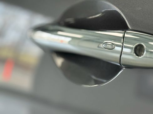 Used 2024 INFINITI QX80 Luxe image 13