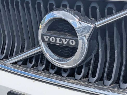 Used 2019 Volvo XC40 T5 Momentum AWD/4WD image 12