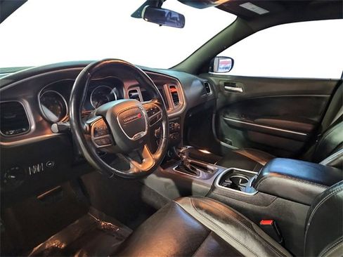 Used 2021 Dodge Charger SXT w/ Leather Interior Group image 9