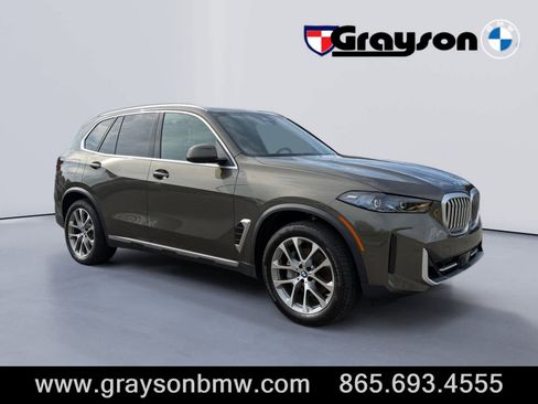 Used 2026 BMW X5 xDrive40i AWD/4WD image 1