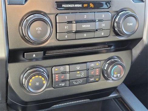 Used 2018 Ford F150 XLT w/ Equipment Group 302A Luxury image 21