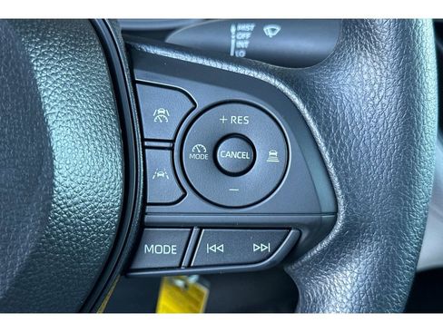 New 2026 Toyota Corolla Cross L image 27