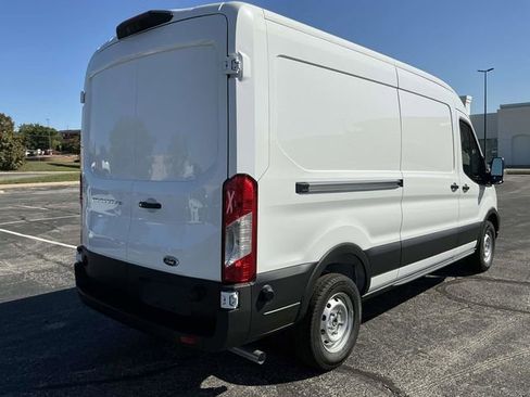 New 2025 Ford Transit 250 148 Medium Roof w/ Load Area Protection Package image 5