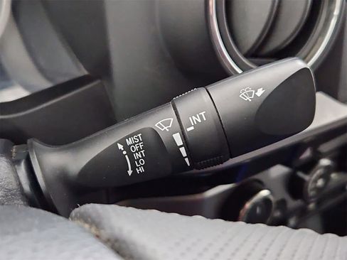 Used 2019 Toyota Tacoma SR5 image 25