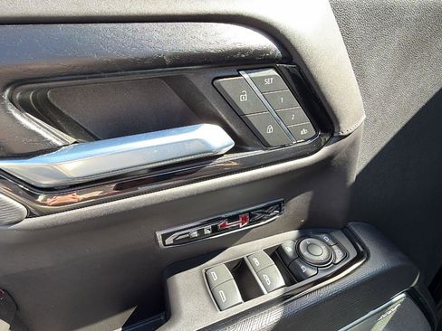 Used 2023 GMC Sierra 1500 AT4X image 13
