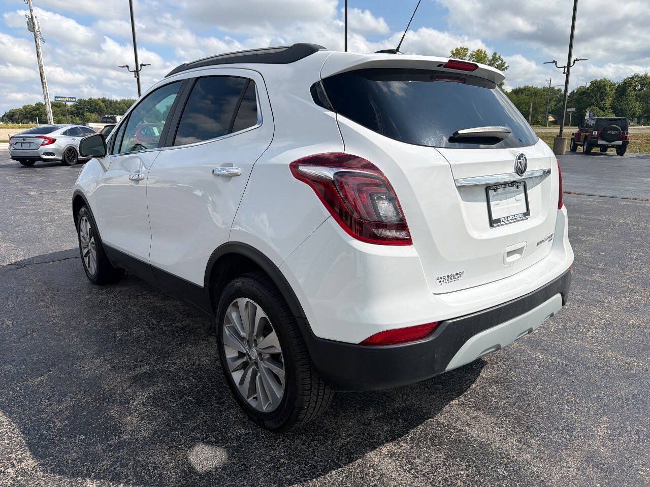 Used 2019 Buick Encore Preferred AWD/4WD image 6