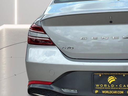 Used 2022 Genesis G70 2.0T RWD image 26