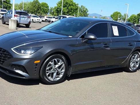 Used 2023 Hyundai Sonata SEL FWD image 4