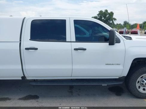 Used 2017 Chevrolet Silverado 3500 W/T AWD/4WD image 14