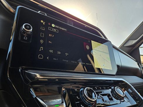 New 2026 GMC Sierra 1500 Denali w/ Denali Reserve Package AWD/4WD image 18