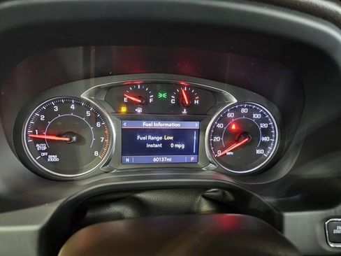 Used 2023 GMC Acadia SLT image 29