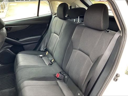 Used 2019 Subaru Impreza 2.0i image 17