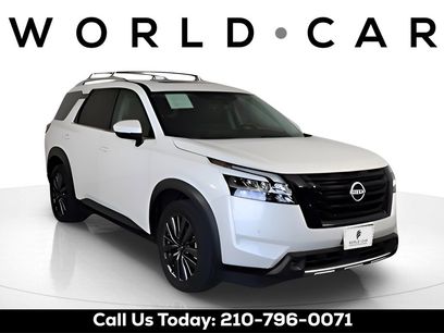 Used 2023 Nissan Pathfinder SL w/ SL Premium Package