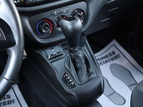 Used 2015 RAM ProMaster City Tradesman SLT w/ Rear Back-up Camera Group image 33