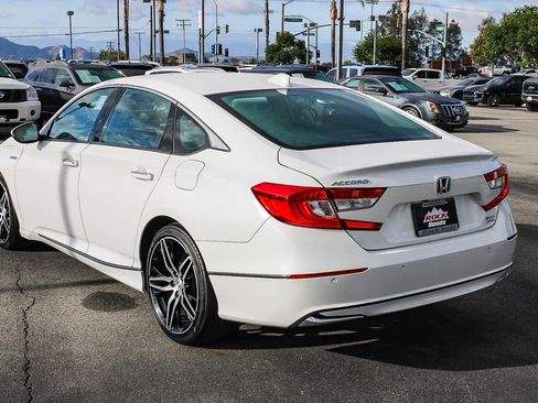 Used 2022 Honda Accord Touring image 8
