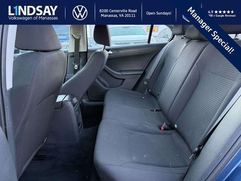 Used 2016 Volkswagen Jetta S image 10