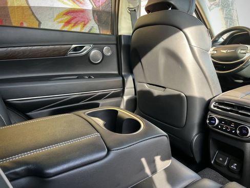 Used 2022 Genesis GV80 3.5T w/ Advanced Package 06 image 39