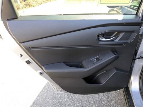 Certified 2025 Honda Accord LX image 32