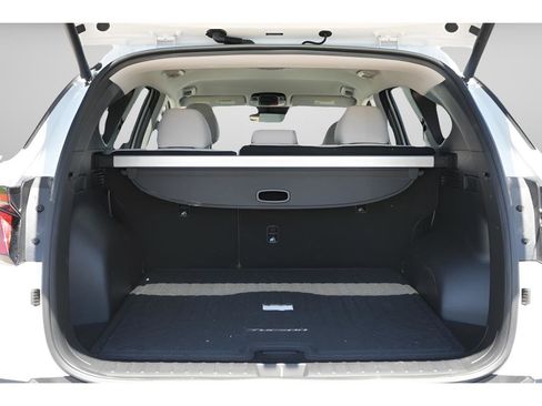 Used 2026 Hyundai Tucson SEL FWD image 12
