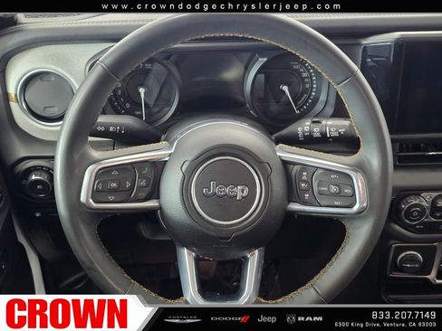 Used 2024 Jeep Wrangler Unlimited Sahara image 16