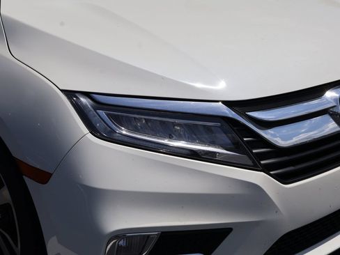 Used 2019 Honda Odyssey Elite image 6