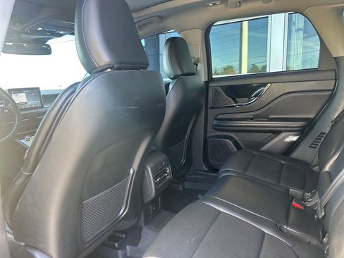 Certified 2022 Lincoln Corsair FWD w/ Premium Package image 4