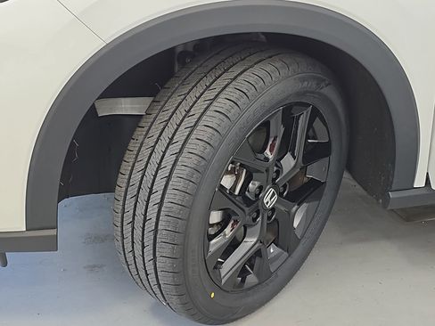Certified 2023 Honda HR-V Sport image 31