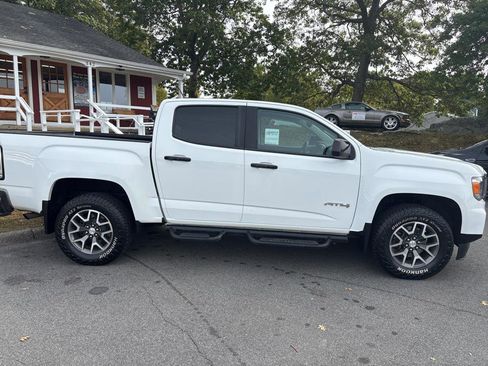 Used 2022 GMC Canyon AT4 w/ Trailering Package image 2