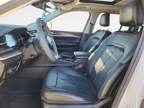 Used 2022 Jeep Grand Cherokee Limited 4xe w/ Luxury Tech Group II image 9