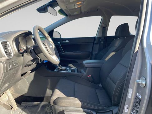 Used 2021 Kia Sportage LX image 10