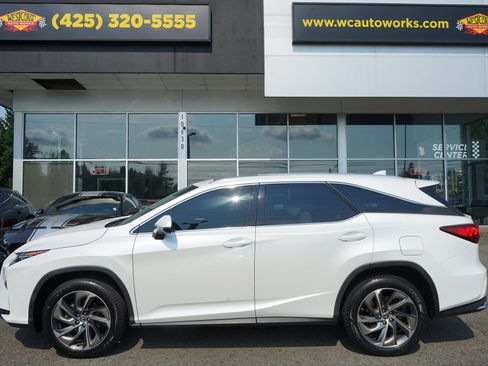 Used 2019 Lexus RX 350L Luxury w/ Accessory Package AWD/4WD image 2