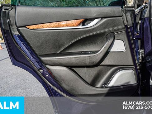 Used 2018 Maserati Levante GranLusso image 52