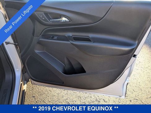Used 2019 Chevrolet Equinox LT image 38