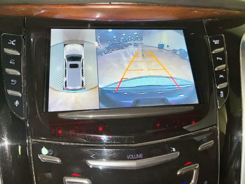 Used 2016 Cadillac Escalade ESV Premium image 18