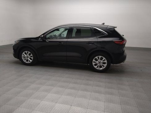 Used 2023 Ford Escape Active w/ Cold Weather Package FWD image 3
