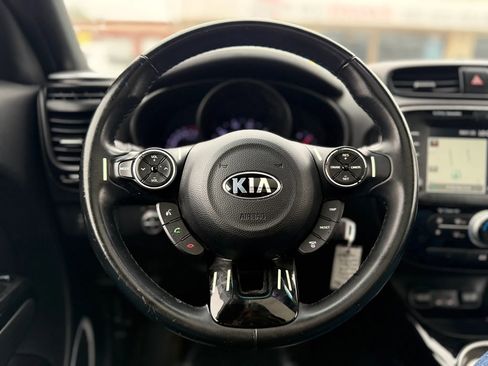 Used 2014 Kia Soul ! w/ Sun & Sound Package FWD image 34