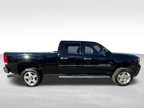 Used 2013 GMC Sierra 2500 Denali w/ Snow Plow Prep Package image 3