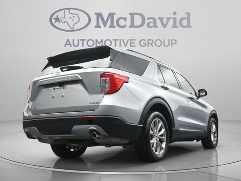 Used 2023 Ford Explorer Limited AWD/4WD image 31