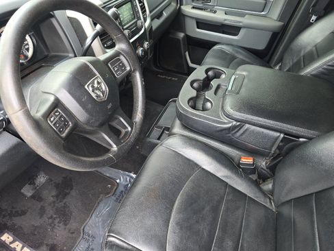 Used 2017 RAM 2500 SLT AWD/4WD image 9