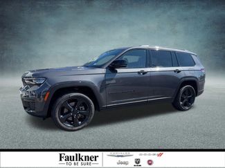 Used 2021 Jeep Grand Cherokee L Laredo video 1
