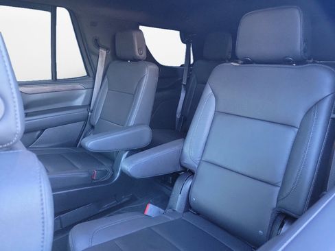 Used 2023 Chevrolet Tahoe Z71 w/ Luxury Package image 14